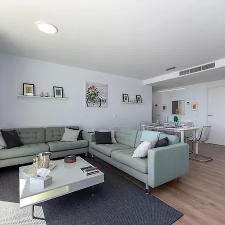 Serenity Collection 3 Chez Miriam Apartment *