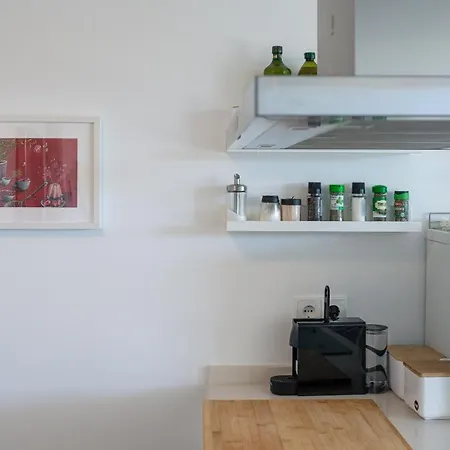 Апартаменти Serenity Collection 3 Chez Miriam Естепона