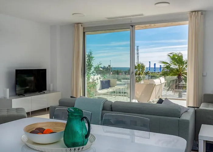 Serenity Collection 3 Chez Miriam Apartman *